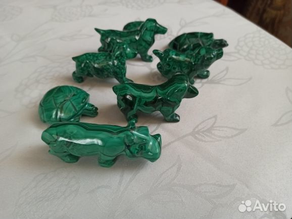 Фигурки из малахита