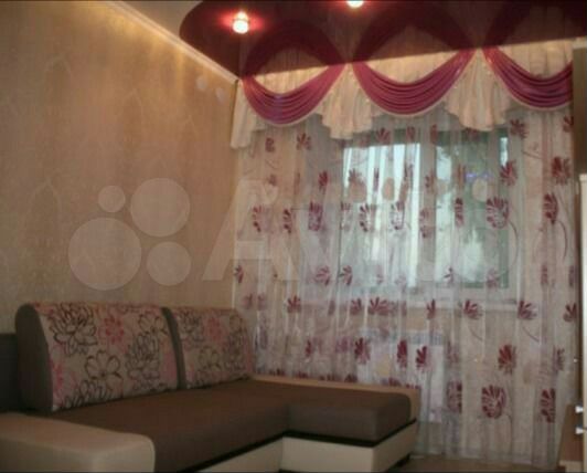 2-к. квартира, 53 м², 1/3 эт.