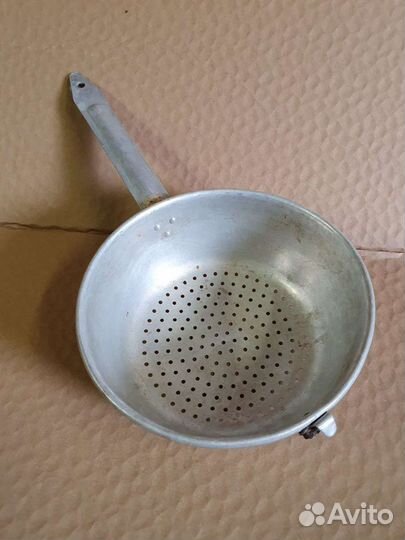 Кастрюля алюминиевая