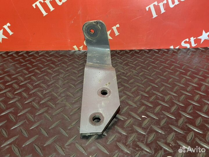 Кронштейн глушителя Daf XF105