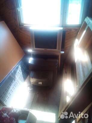 Оконные рамы.стол комп.,тв бу