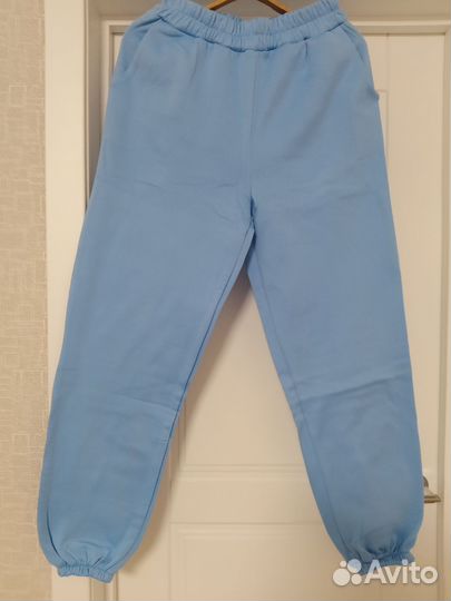 Спортивный костюм 46-48, 50-52