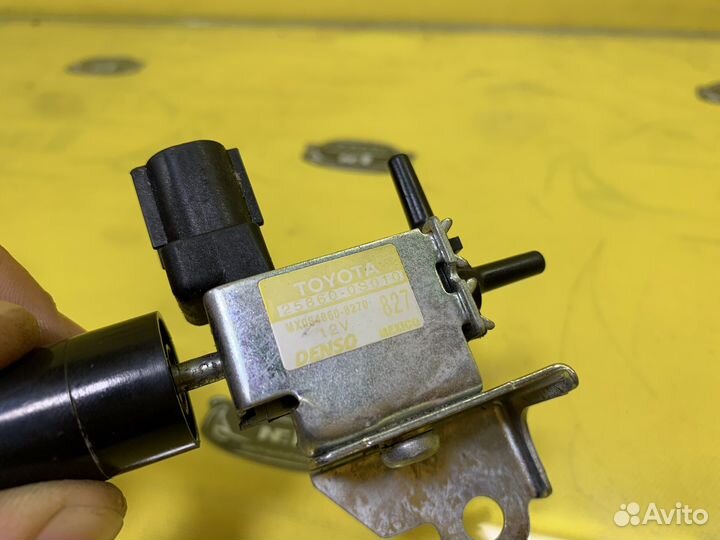 Электромагнитный клапан Toyota Sequoia Tundra