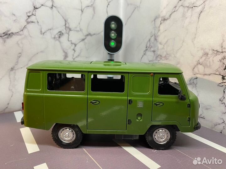 Детская игрушка УАЗ Буханка Хаки