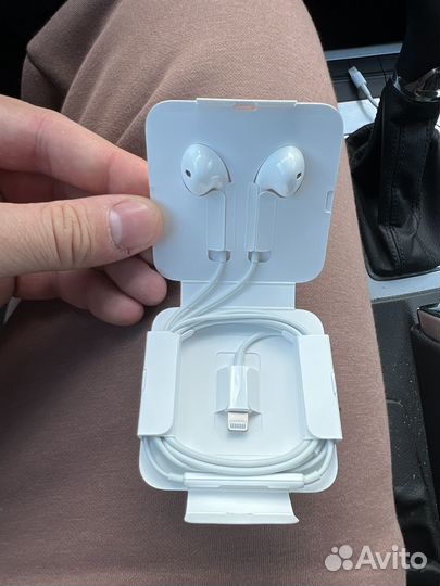 Наушники apple earpods lightning