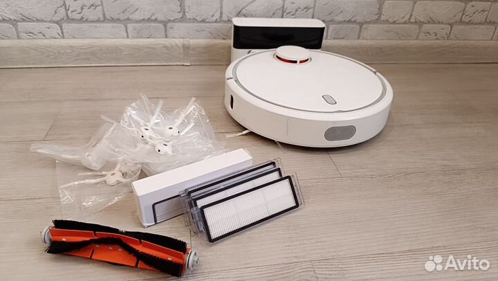 Робот-пылесос Xiaomi Mi Robot Vacuum EU