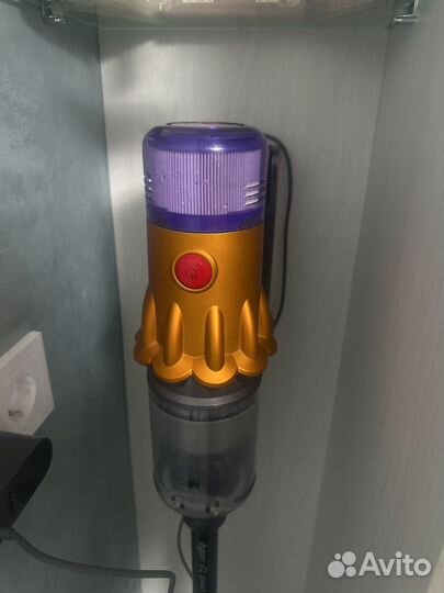 Пылесос dyson v12