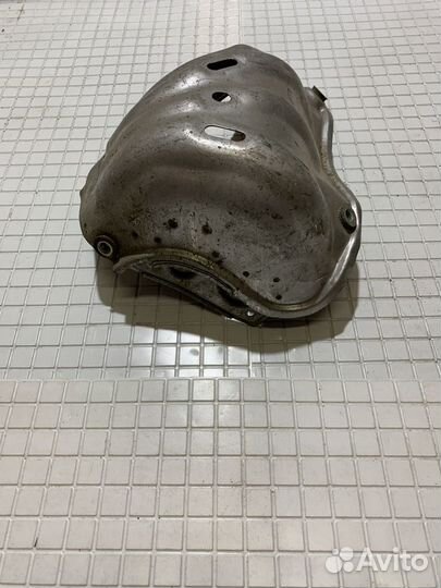 Тепловой экран Toyota Rav4 ACA38 2azfe