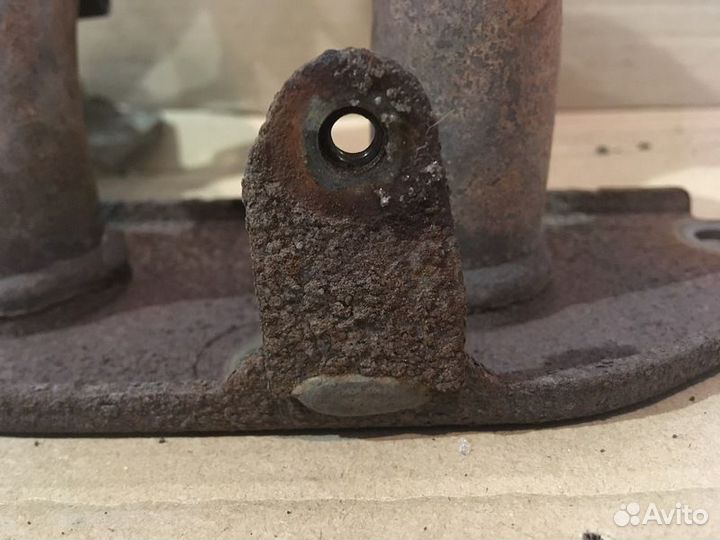 Коллектор выпускной Mitsubishi Lancer