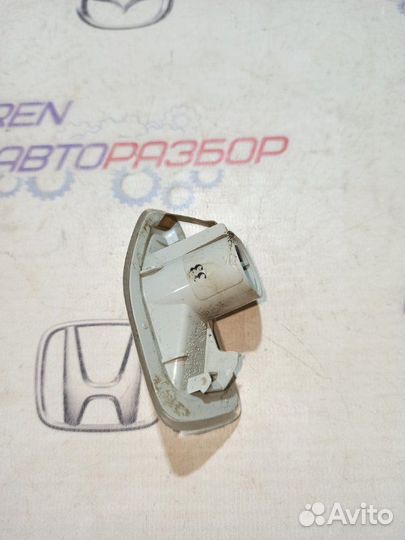 Повторитель поворота в крыло правый Renault Duster