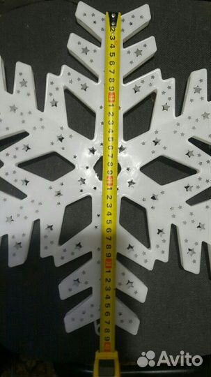 Новогоднее украшение снежинка