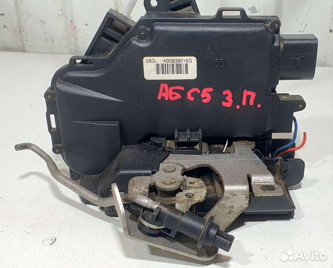Замок двери правой задн. Audi A6 C5, A6 C5 Allroad