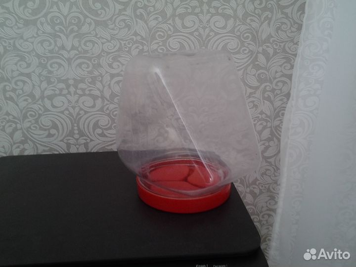 Пластиковые банки