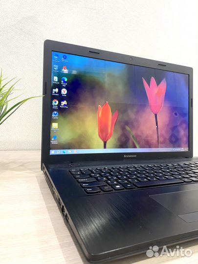 Ноутбук /17.3/ i5/ Как новый