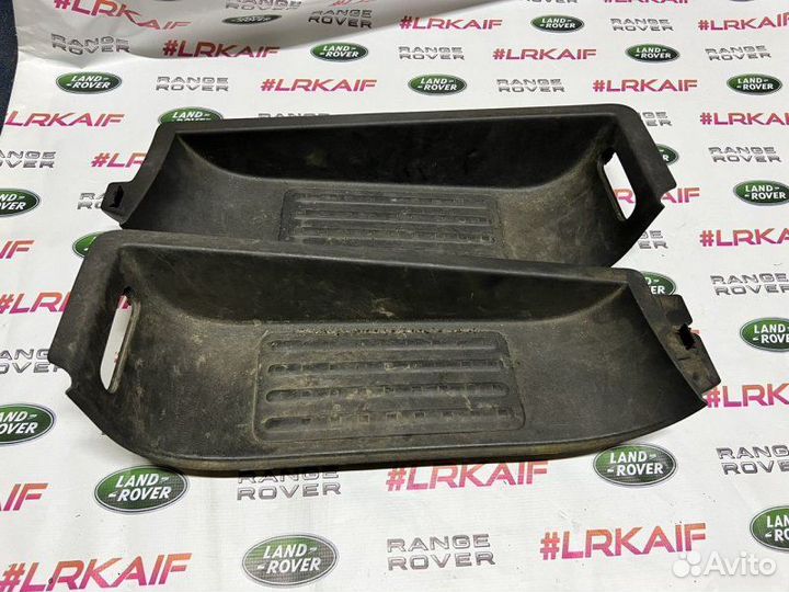 Облицовка подножки Volkswagen Multivan T5