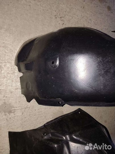 Подкрылки Хундай Солярис перед пара