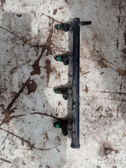 Renault megane 3 fluence рампа с форсунками