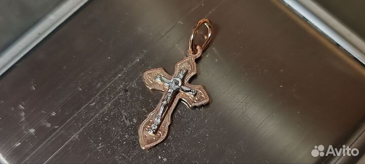 Золотой крест 585 пробы