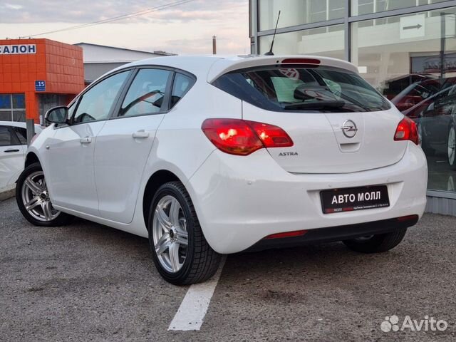 Opel Astra 1.6 AT, 2012, 142 868 км