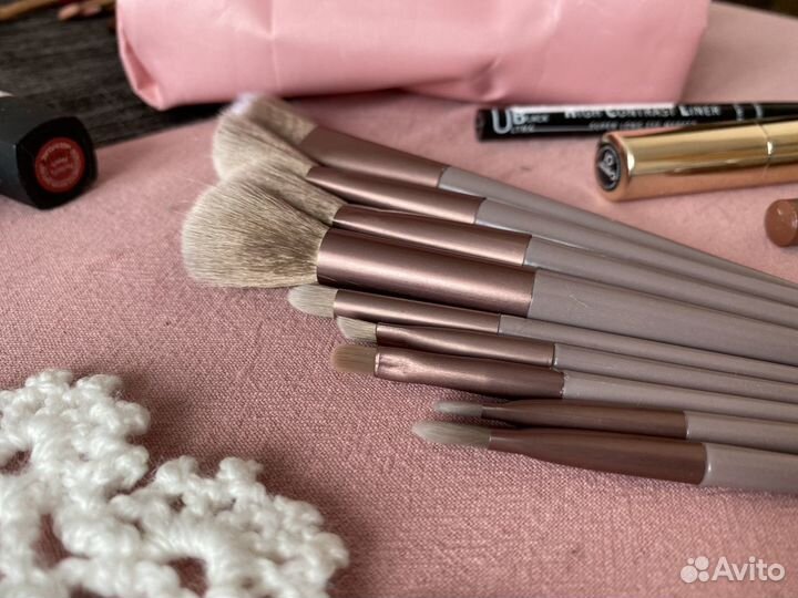 Кисти для макияжа