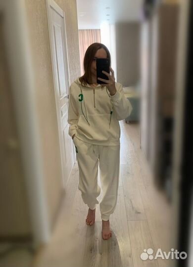 Спортивный костюм женский 44 46 новый