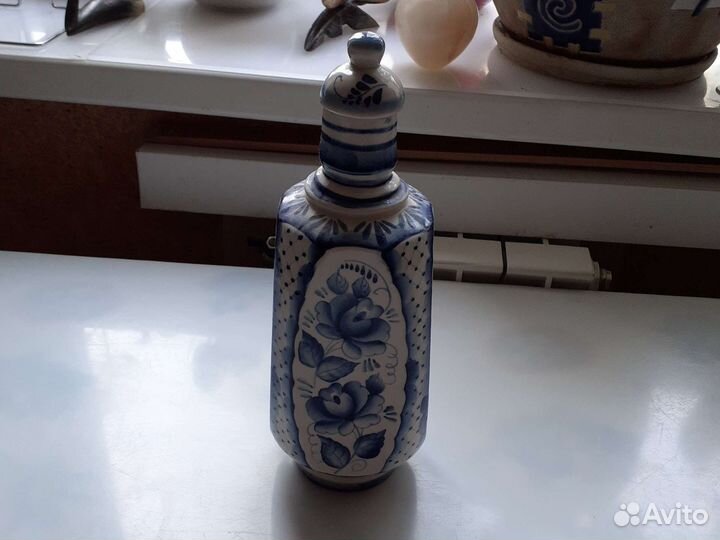 Старая гжель. Штоф