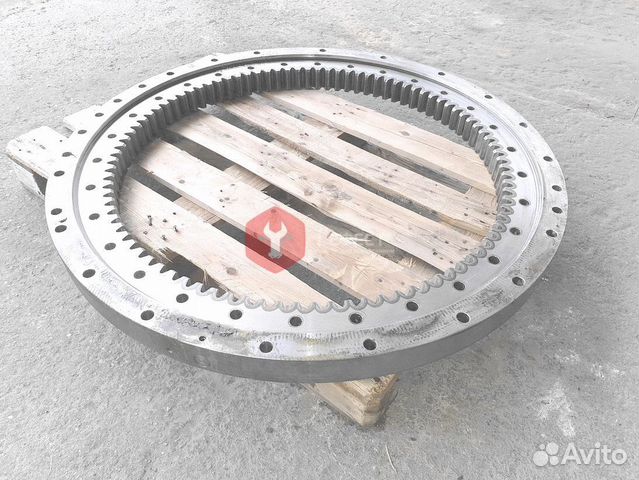 Поворотный круг ZX270LC-3 9245728