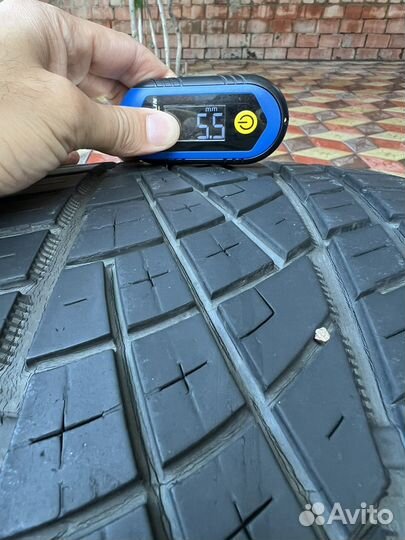 Continental AllSeasonContact 255/35 R20 97W