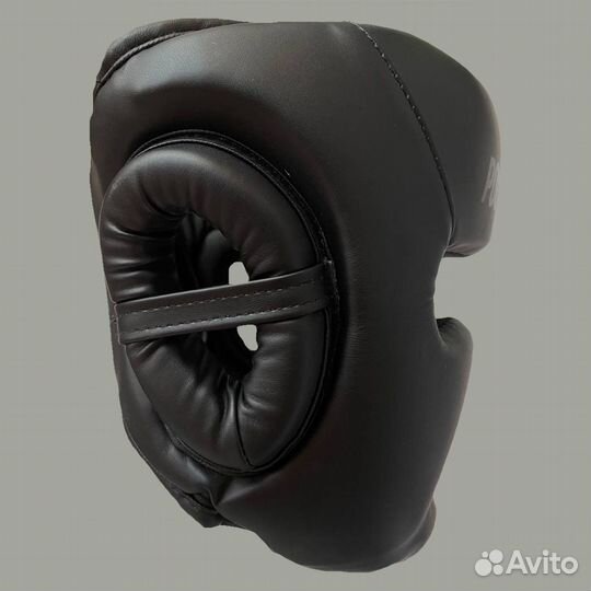 Боксерский шлем