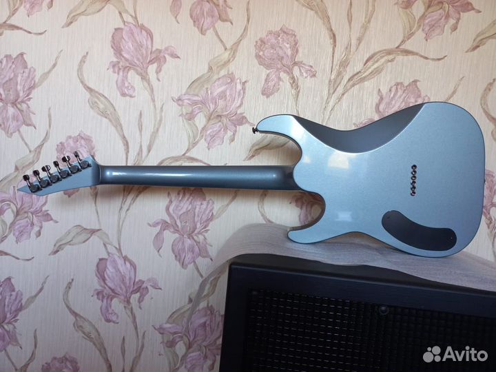 Электро гитара