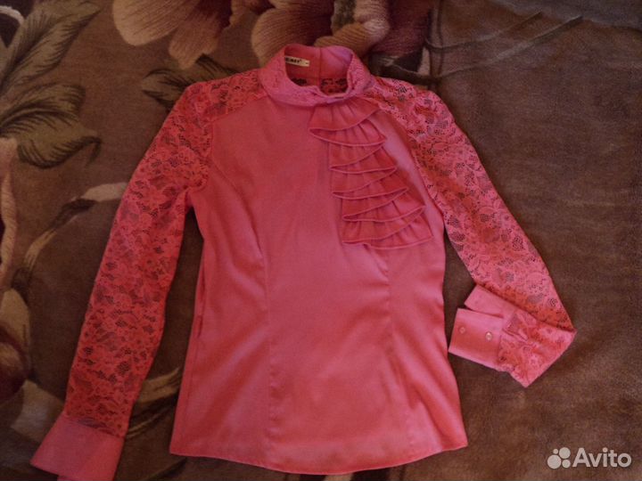 Продам блузку