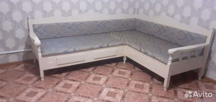 Угловой диван