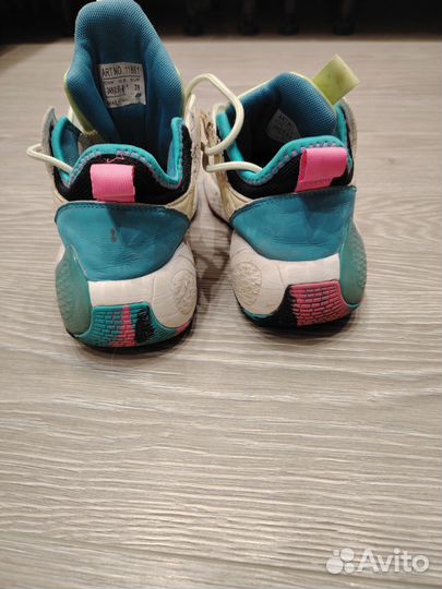 Баскетбольные кроссовки