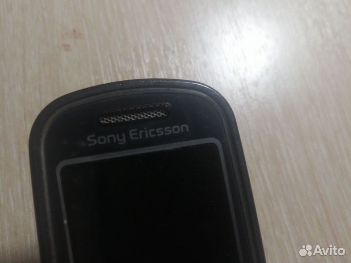 Телефон sony Ericsson z710l