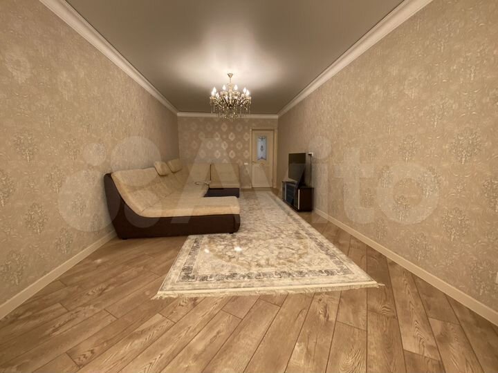 2-к. квартира, 87 м², 16/17 эт.