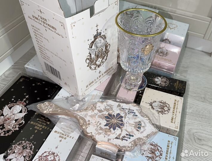 В наличии вся серия Flower Knows Little Angel