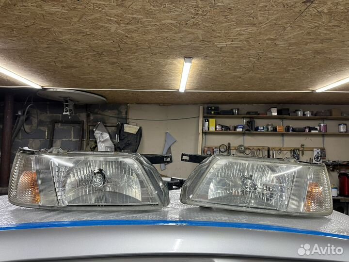 Фары nissan bluebird u14