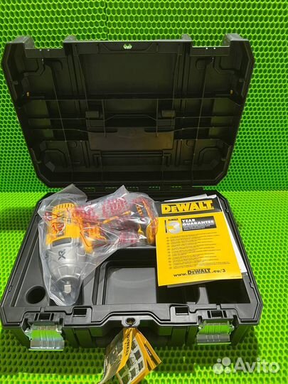 Аккумуляторный гайковерт dewalt DCF899NT