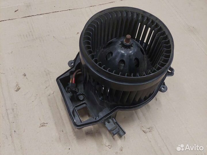 Моторчик печки вентилятор печки Мерседес Бенц W203