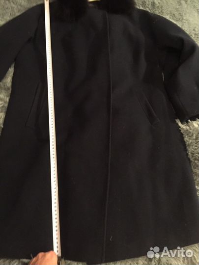 Пальто женское 48-50, с песцом