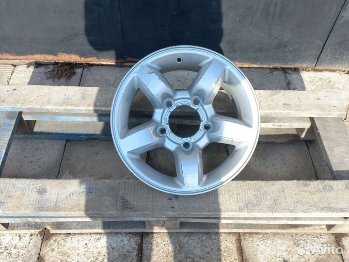 5/139.7 r15 7j et25 dia95 литой диск