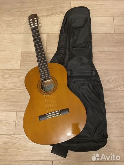 Классическая гитара yamaha c40