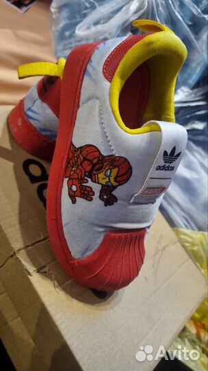 Кроссовки Adidas, оригинал р. 26