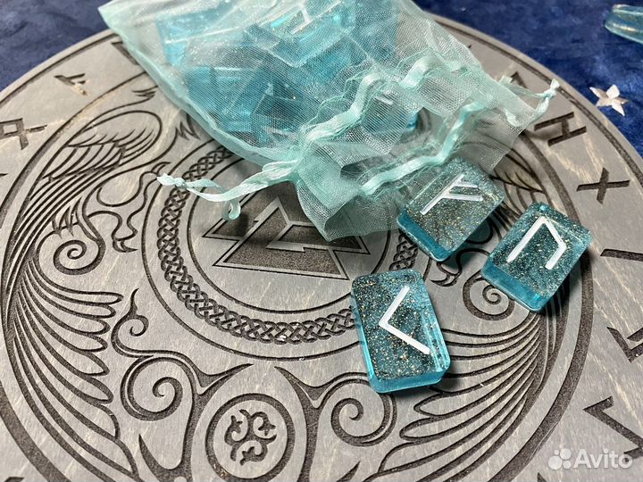 Руны из эпоксидной смолы