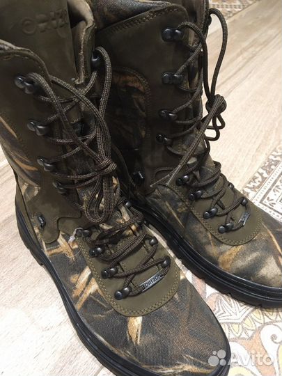 Продаю берцы