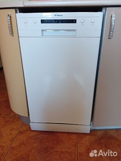 Посудомоечная машина Hansa рабочая