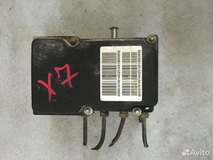 Блок ABS (насос) (Geely Emgrand X7)