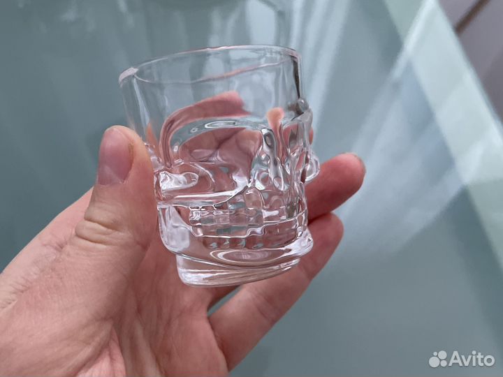 Набор Кружки пивные 0,5 и стопки в форме черепа