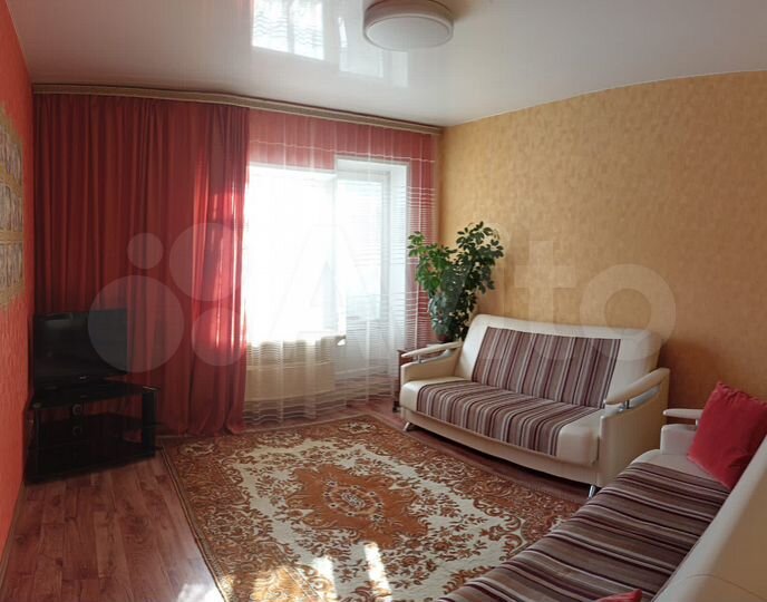 2-к. квартира, 49 м², 1/9 эт.