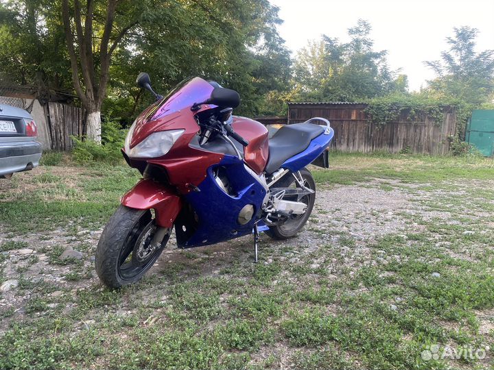 Honda CBR600F4i